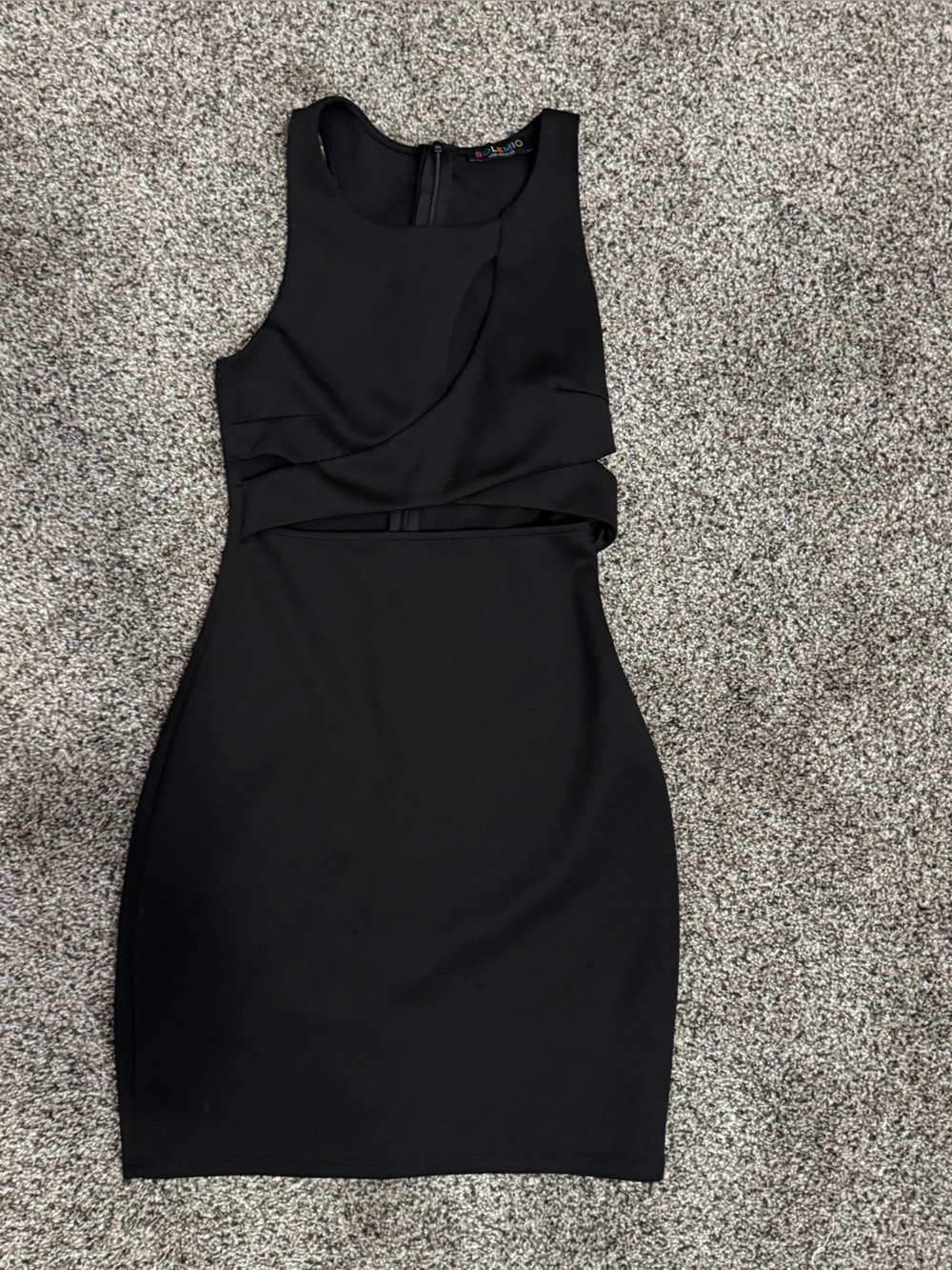 Sleek Black Bodycon Midi Dress